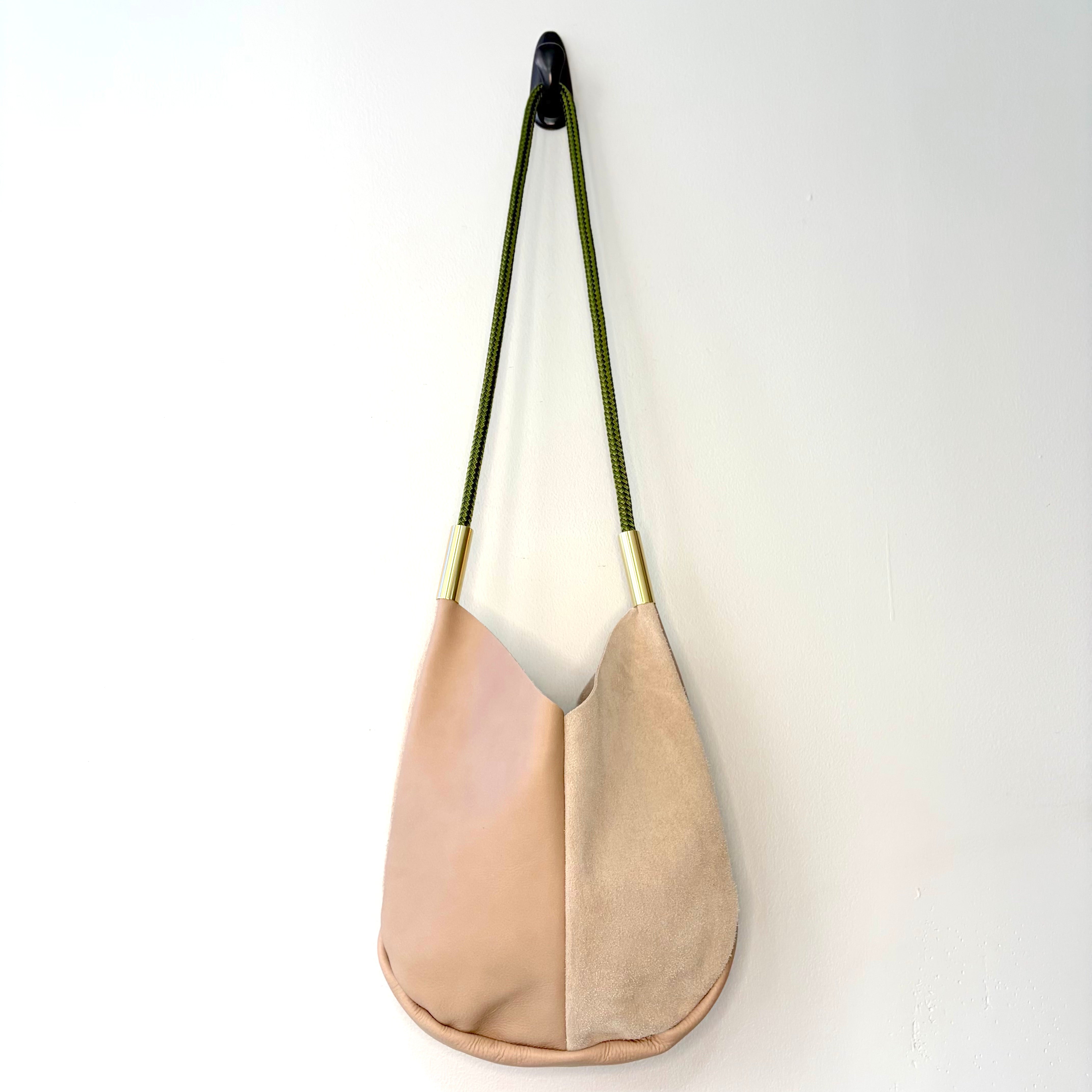 #33 Mermaid Purse // Warm Sand Leather with 40" Kelp Green Dock Line (2nd quality)