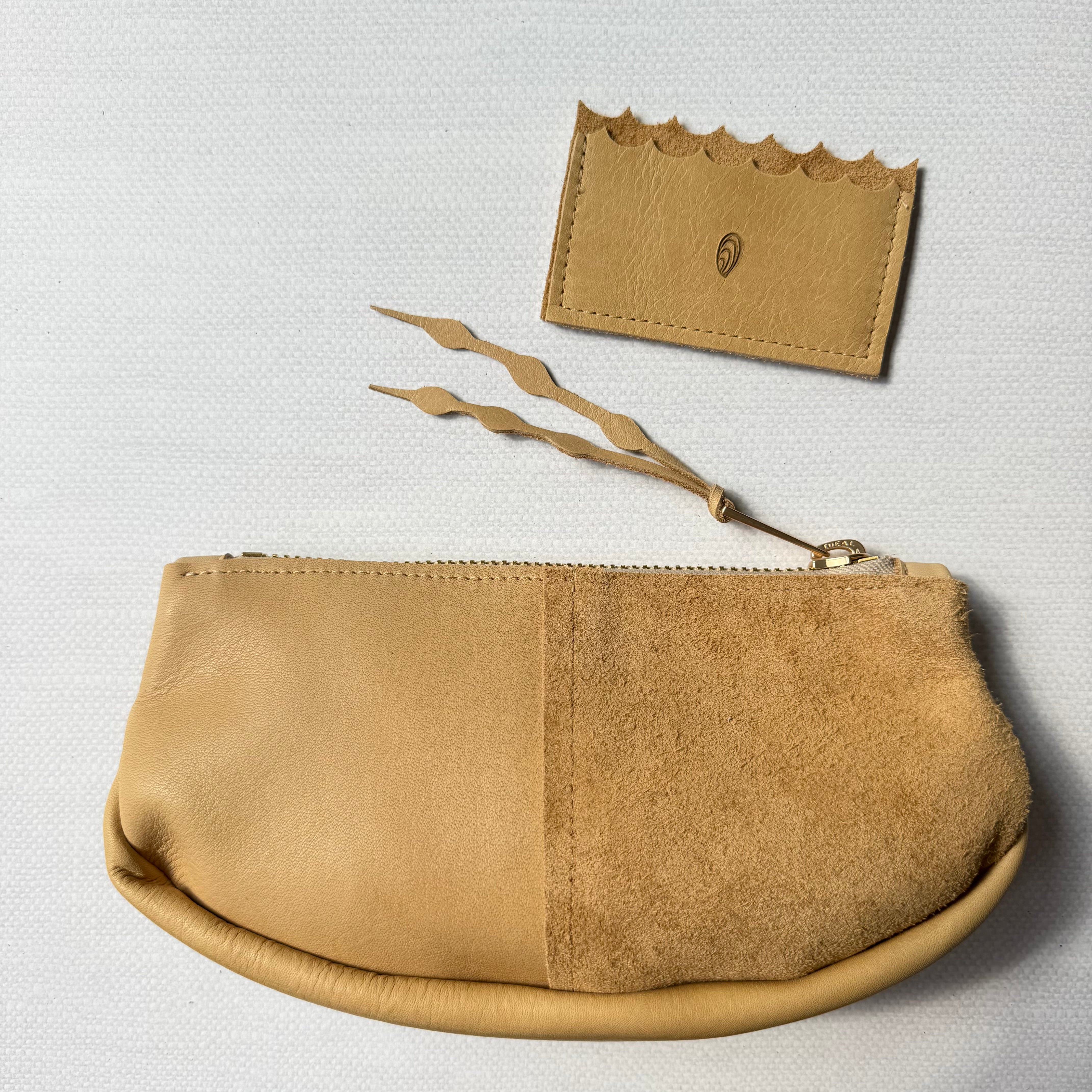 #95 Makeup Bag // Sand Leather with Matching Mini Wallet (1st quality)