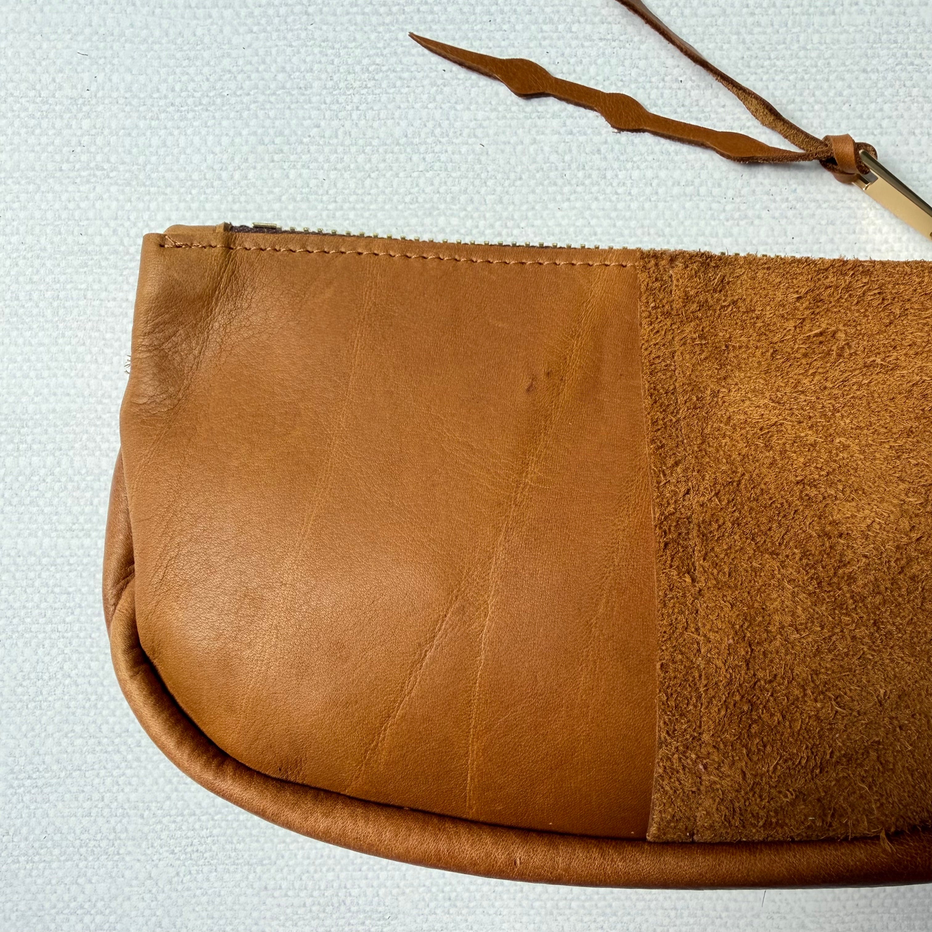 #97 Makeup Bag // Beach Nut Leather (2nd quality)