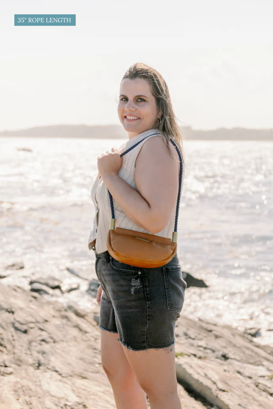 Clam Shell Bag // in Black Leather