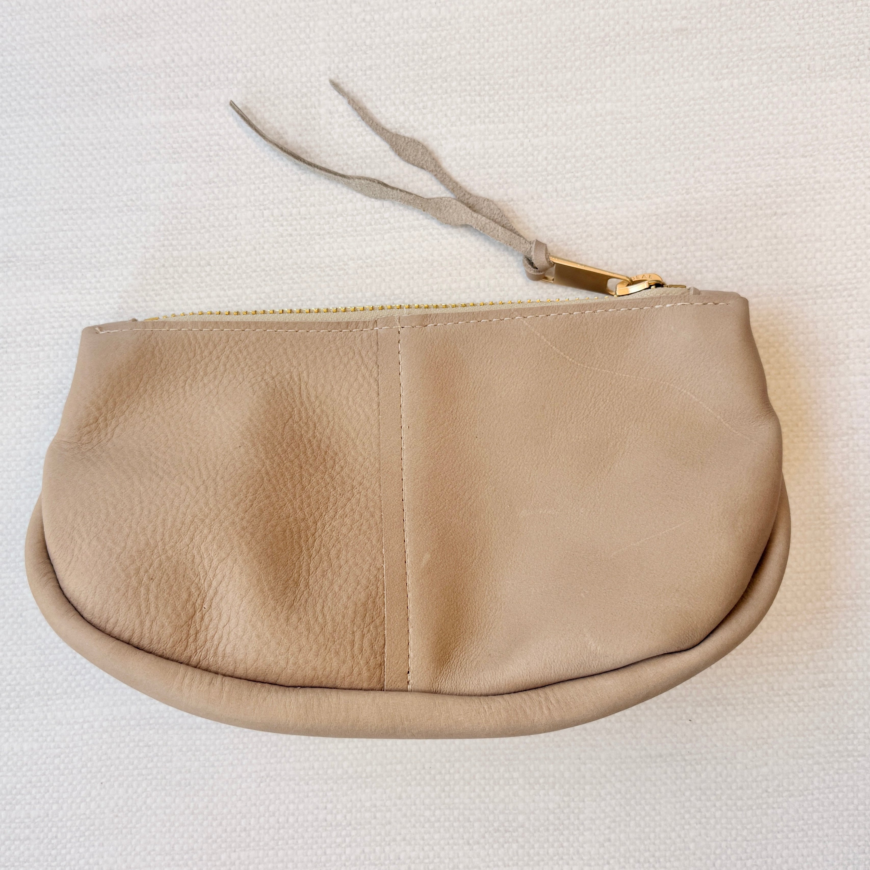 #28 Makeup Bag // Limited Edition Warm Sand (2nd quality)