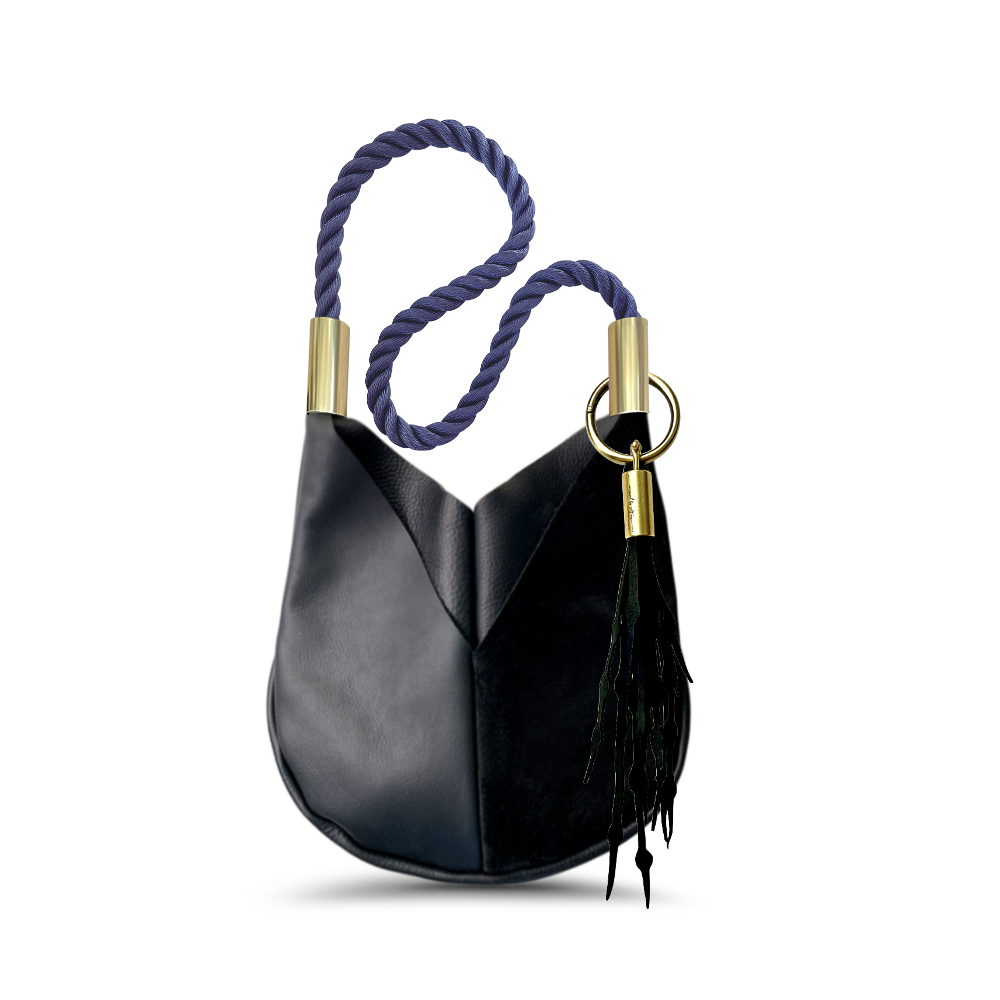 Original Wildwood Bag
Small Crossbody#Rope Color_New England Navy#Add Ons_Add a Matching Seaweed Tassel (save $10)