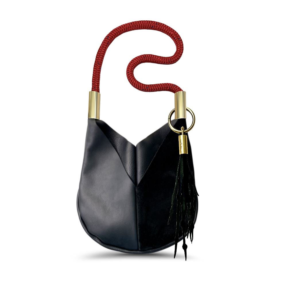 Original Wildwood Bag
Small Crossbody#Rope Color_Winterberry Red#Add Ons_Add a Matching Seaweed Tassel (save $10)