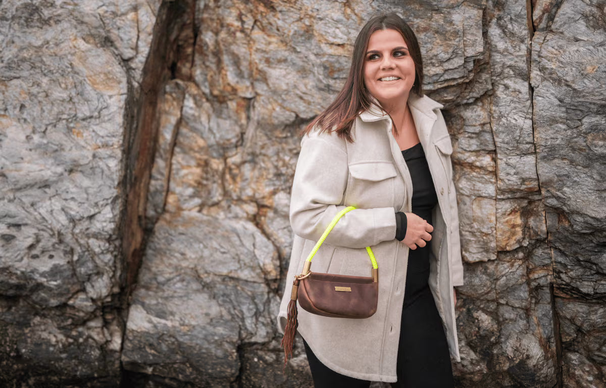 Clam Shell Bag // in Brown Leather