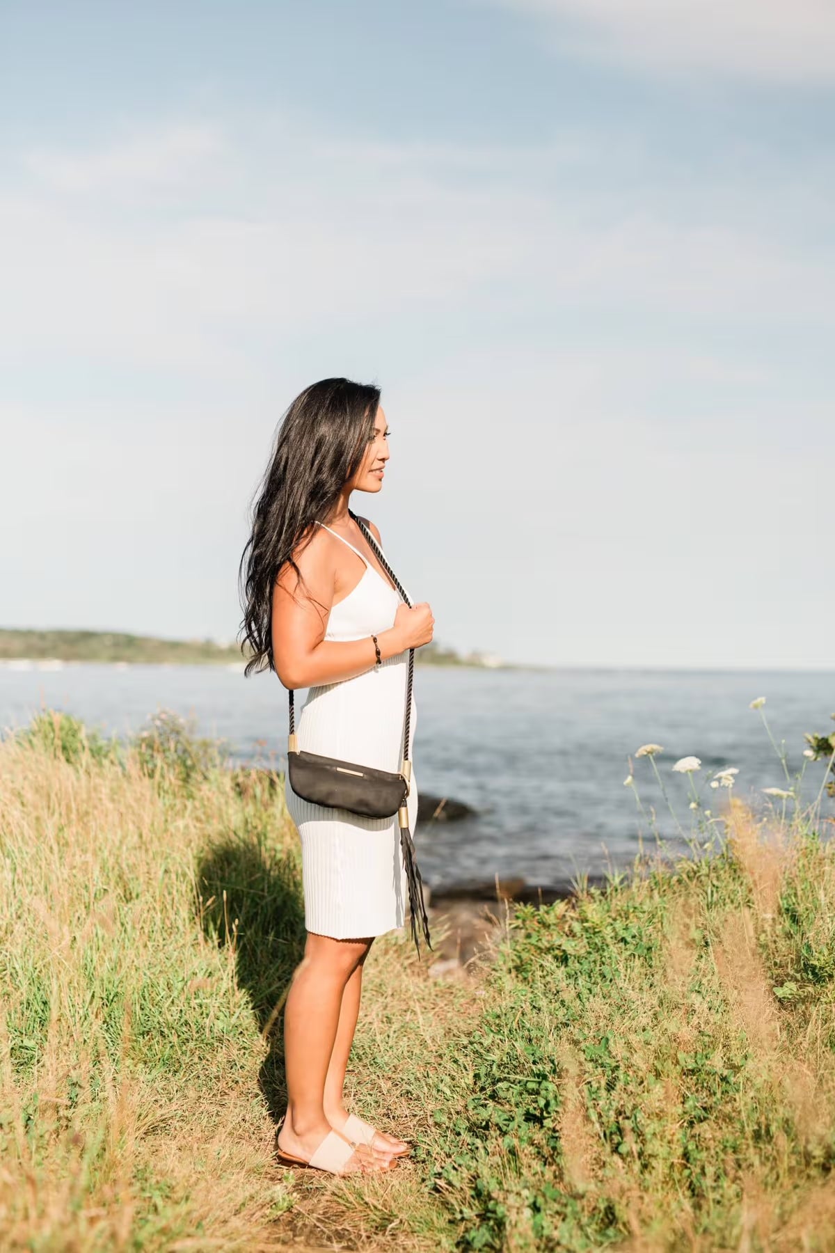 Oyster Shell Bag // in Black Leather