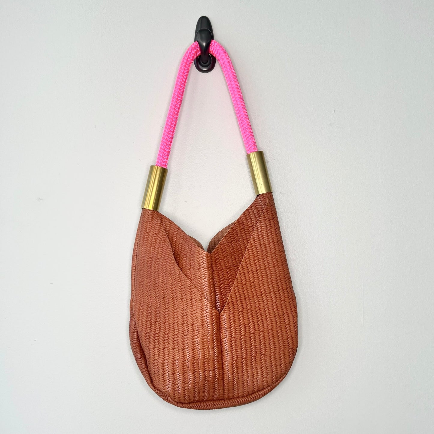 #24 Original Wildwood Bag | Small Brown Basketweave with 24" Neon Pink Dock Line
