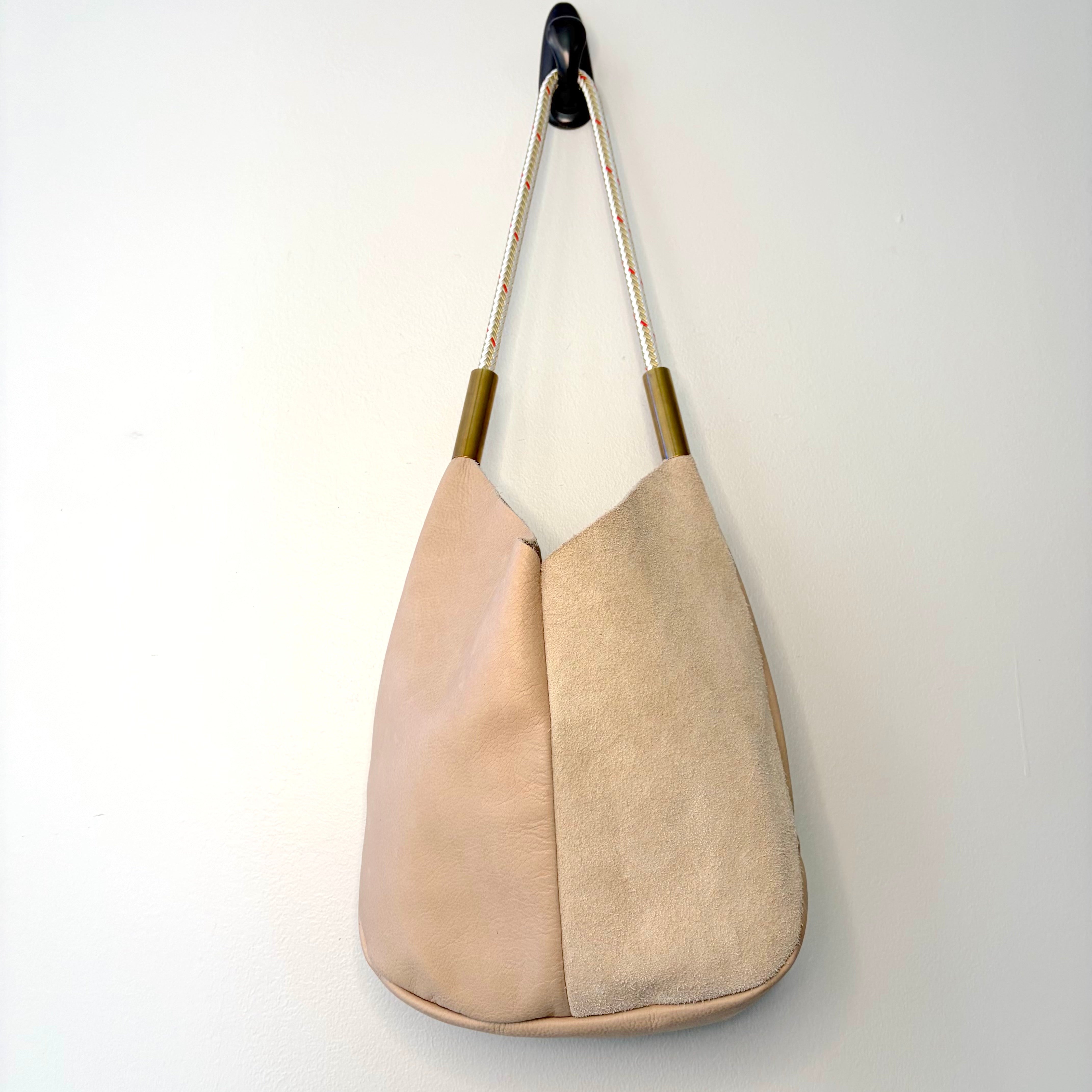 #32 Mermaid Purse // Warm Sand Leather with 25" Oyster Shell Gold Dock Line (1st quality)