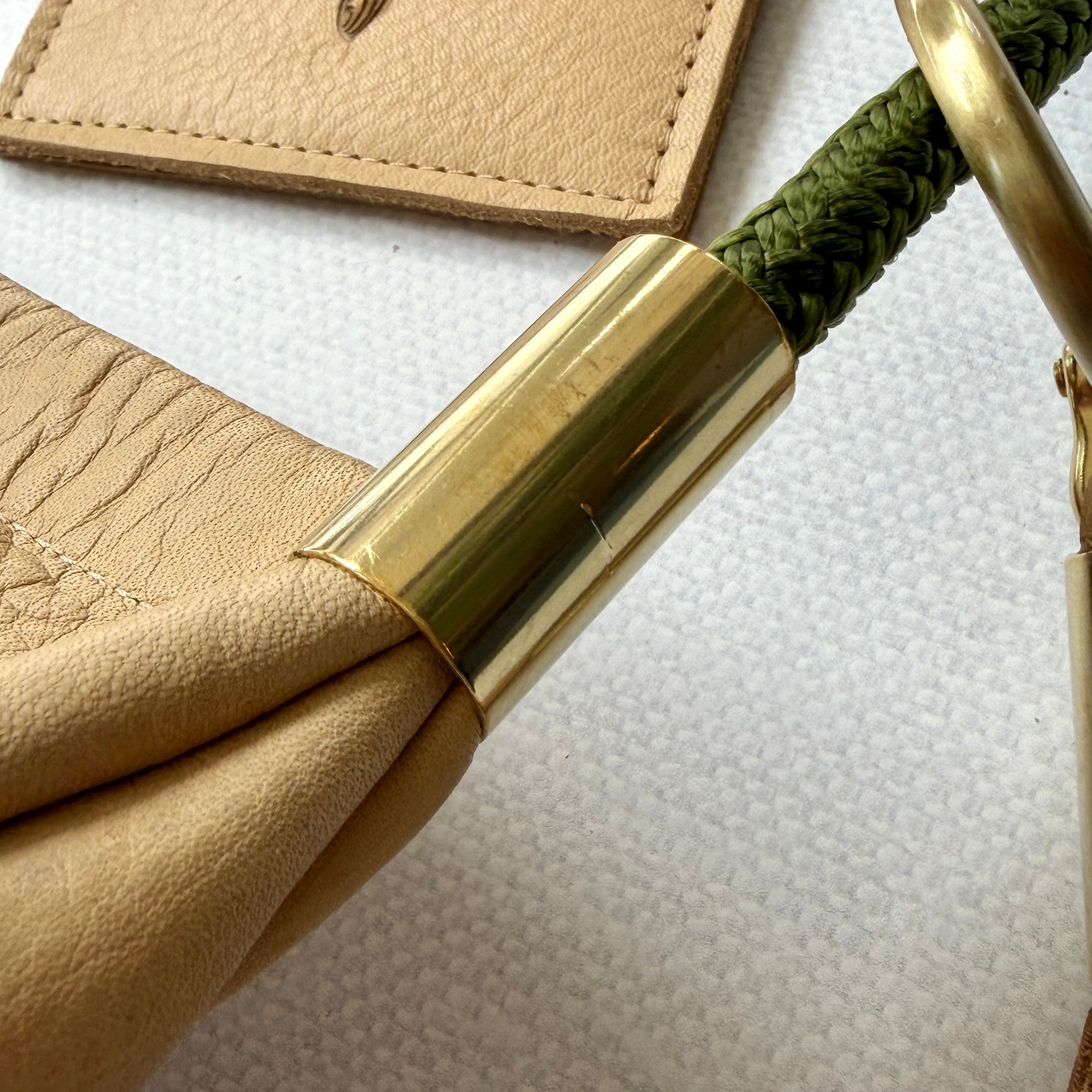 #70 Clam Shell // Warm Sand Leather with 19" Kelp Green Dock Line + Matching Seaweed Tassel + Warm Sand Mini Wallet (1st quality)