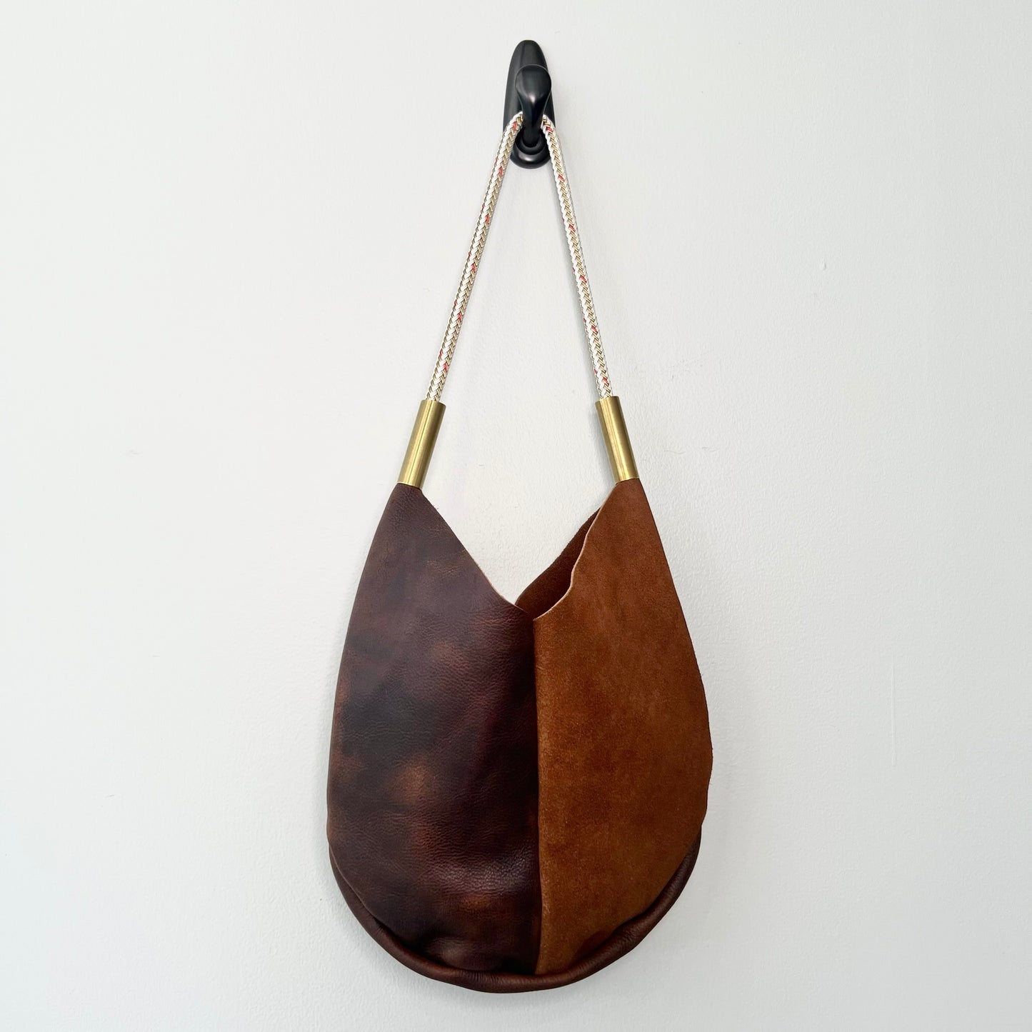 #43 Mermaid Purse | in Brown Leather with 25" Oyster Shell Gold Dock Line