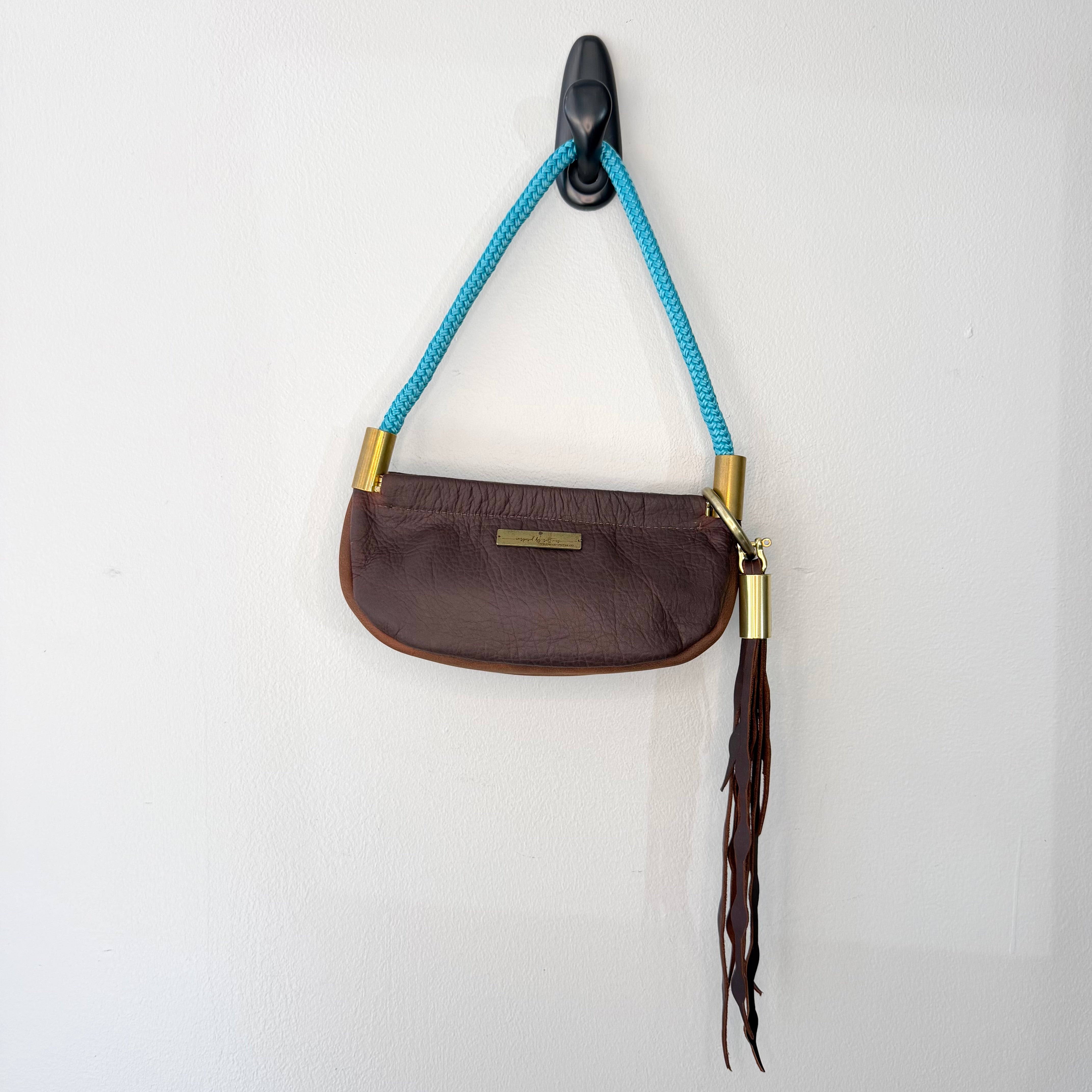 #82 Clam Shell // Brown Leather with 19" Caribbean Blue Dock Line + Matching Seaweed Tassel (2nd quality)