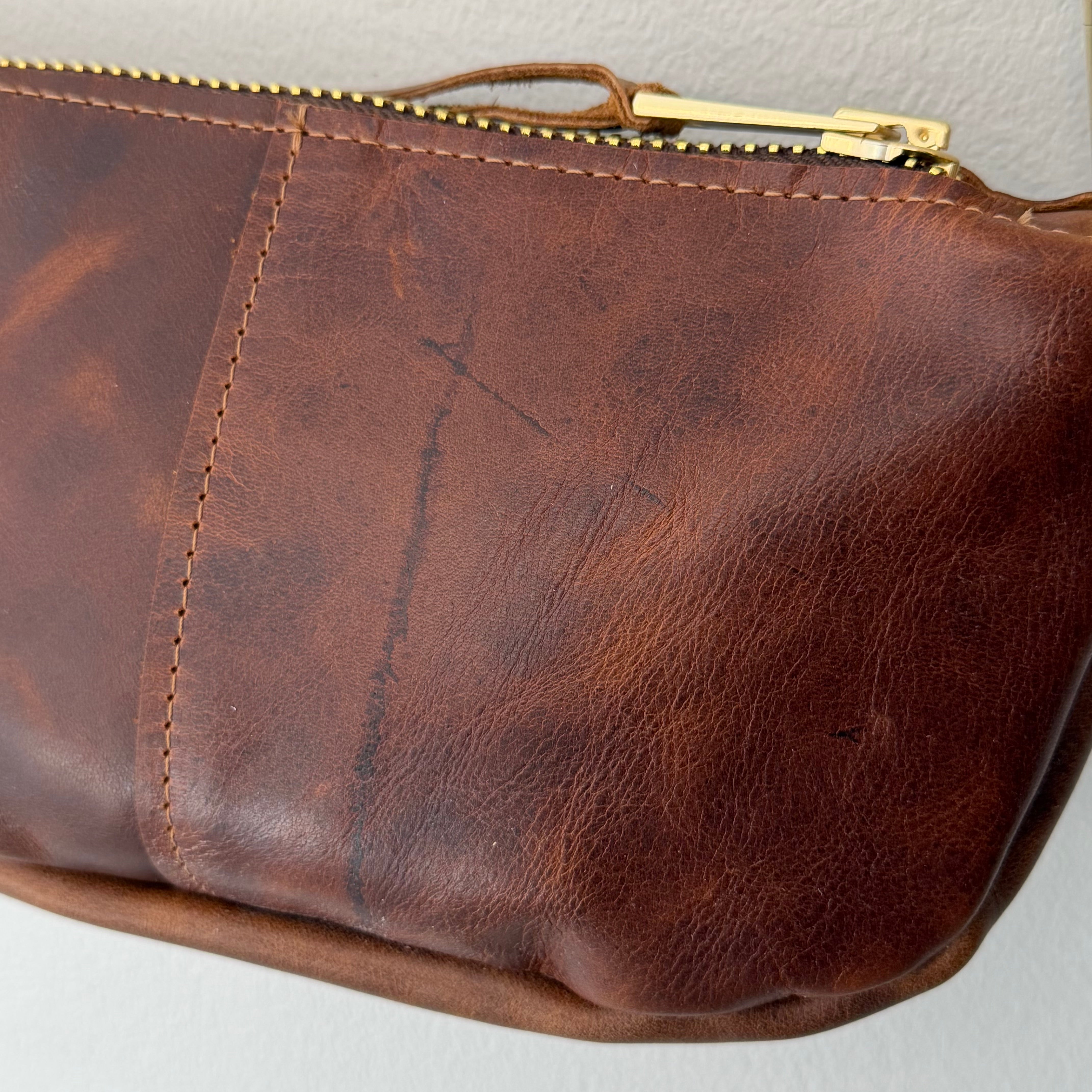#88 Zip Crossbody // Limited Edition Brown Tourmaline Leather with 40" Pine Green Dock Line (2nd quality)