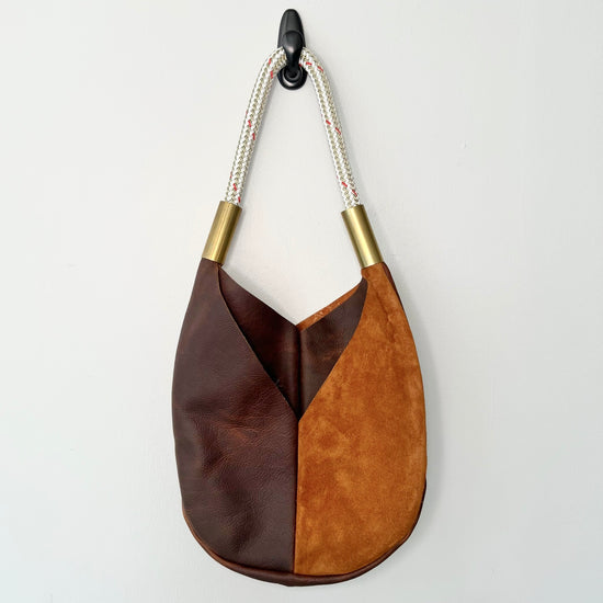 #48 Original Wildwood Bag | Large in Brown Leather with 24" Oyster Shell Gold Dock Line