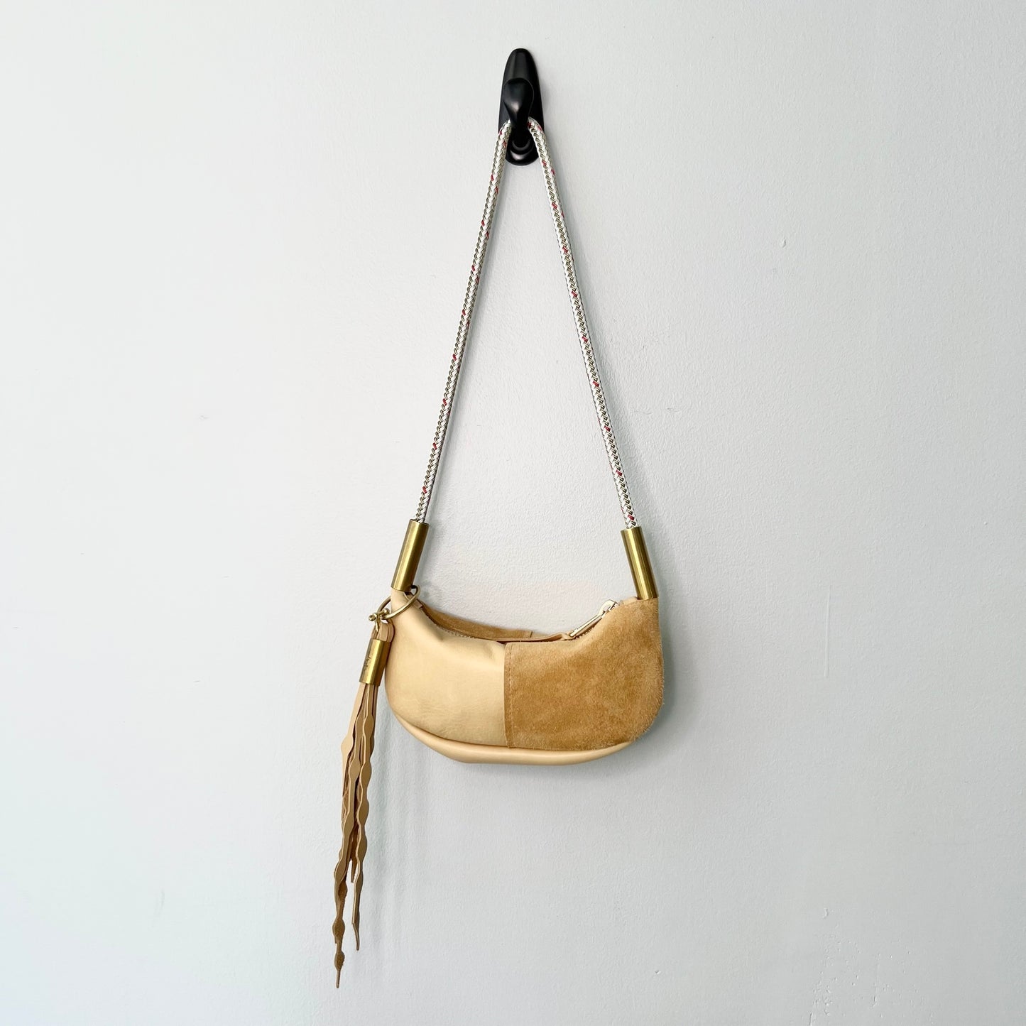 #16 Zip Crossbody | in Sand Leather with 35" Oyster Shell Gold Dock Line + Matching Seaweed Tassel