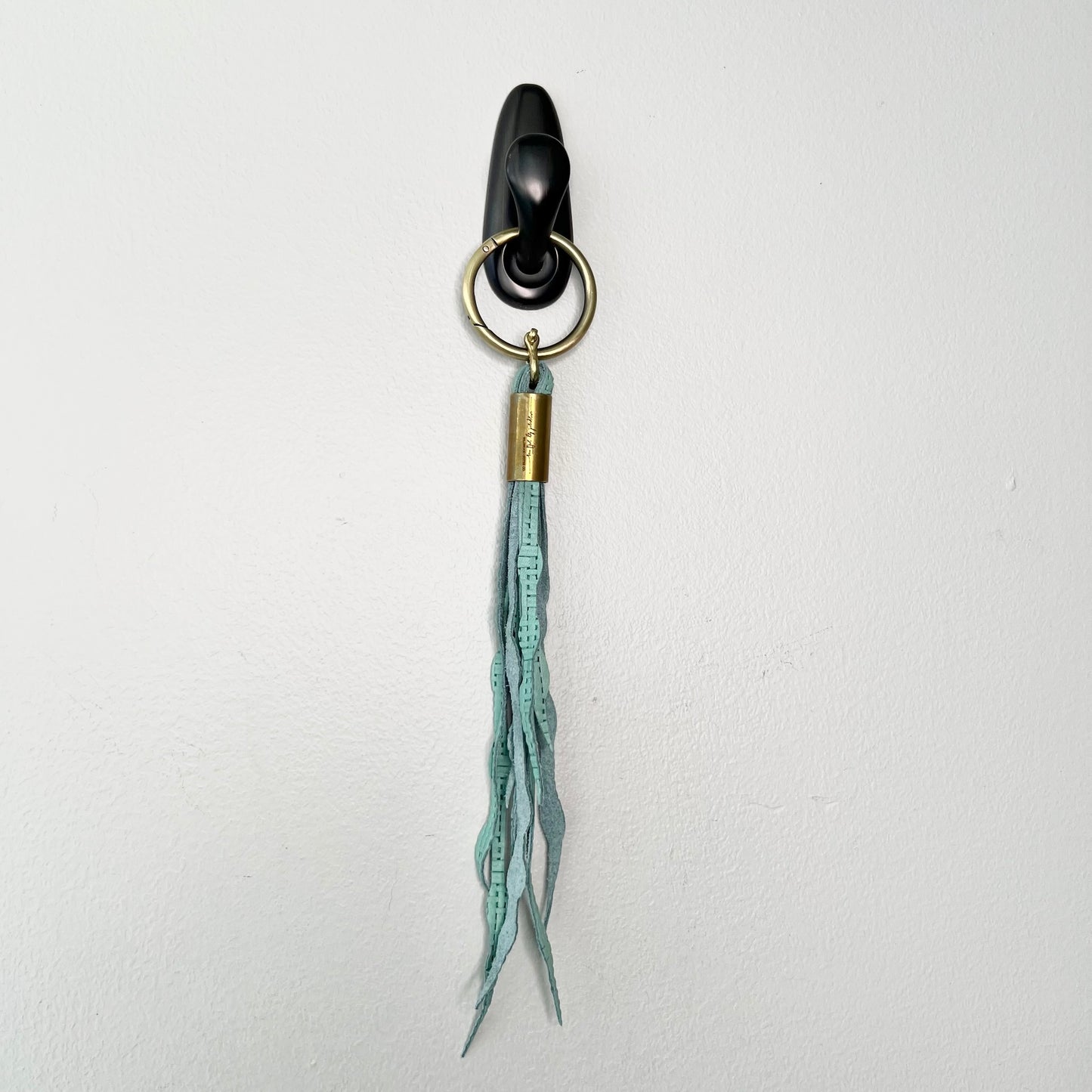 #51 Seaweed Tassel | Seafoam Raffia