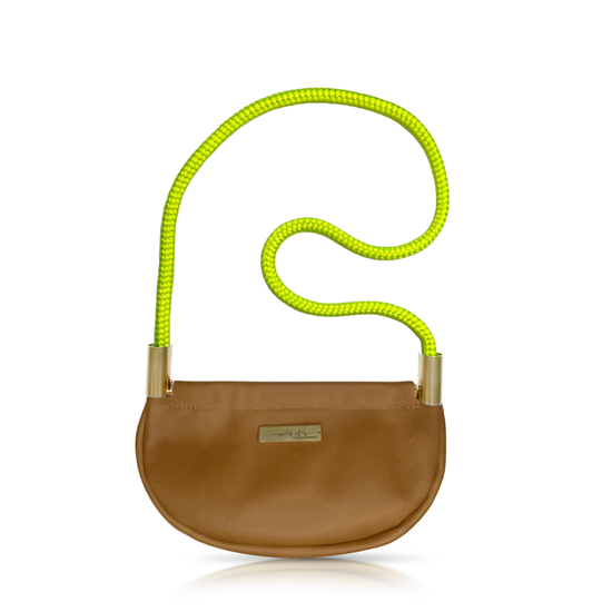 Clam Shell Bag in Beach Nut Leather