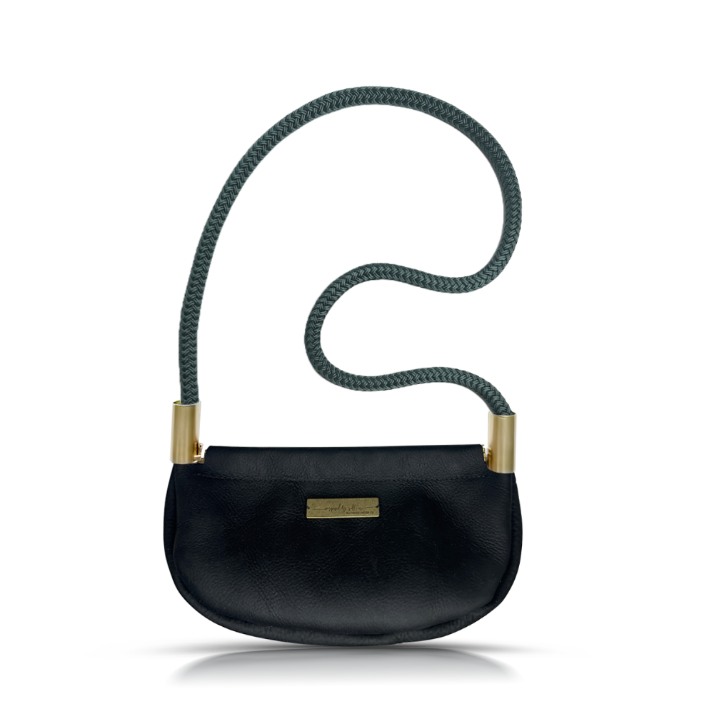 Clam Shell Bag in Black Leather