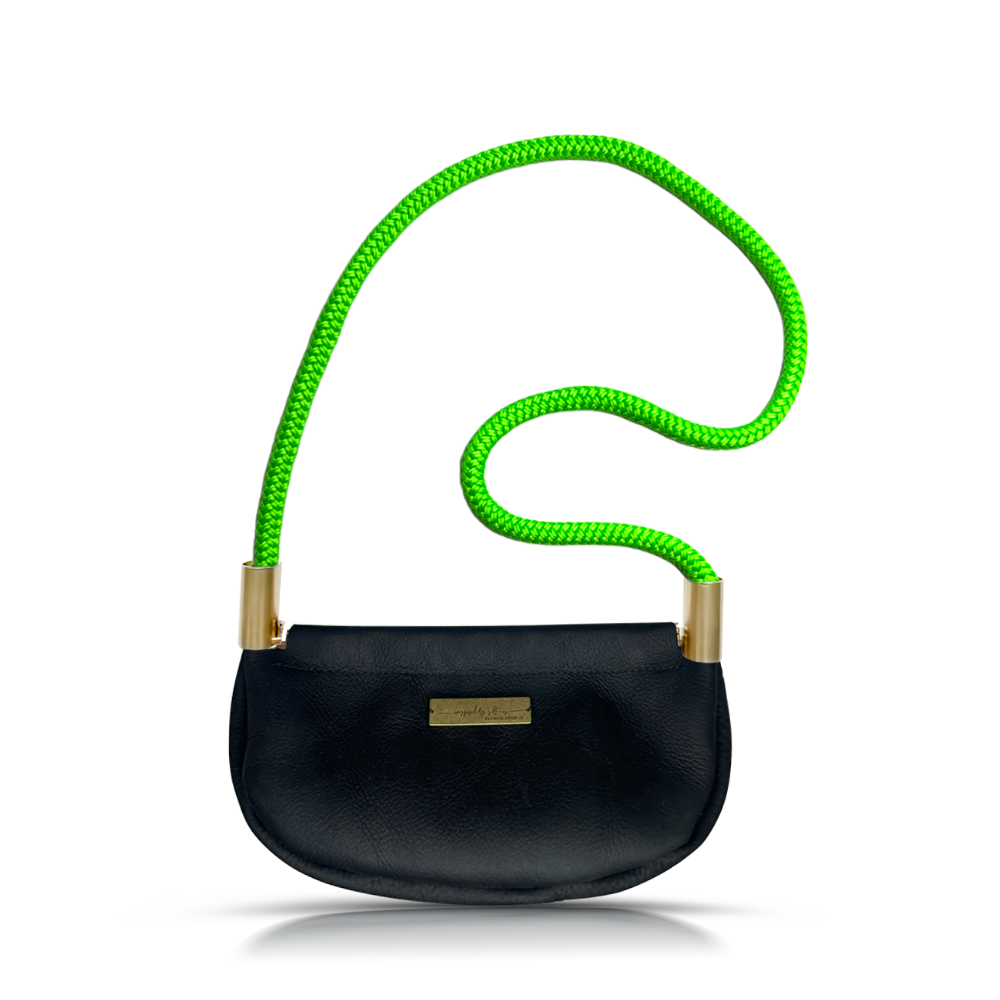 Clam Shell Bag in Black Leather