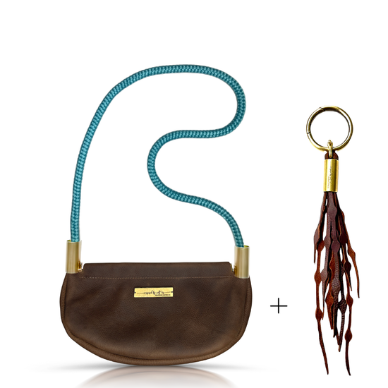 Clam Shell Bag in Brown Leather