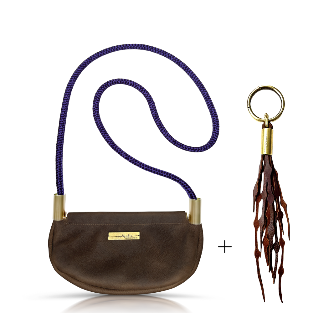 Clam Shell Bag in Brown Leather