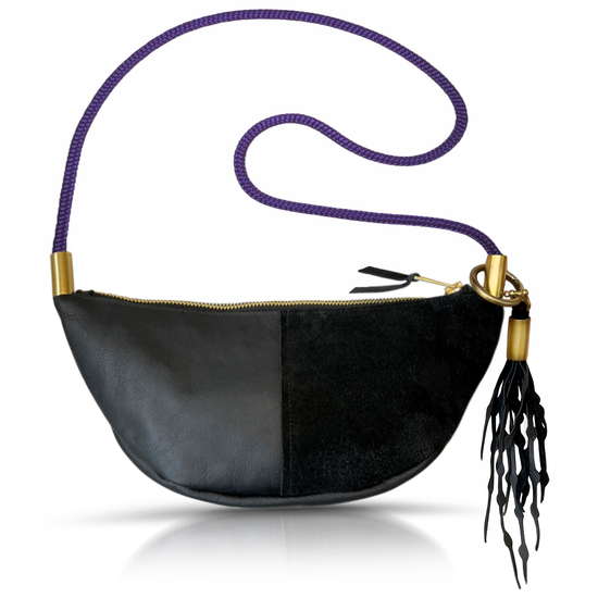 Sling Bag in Black Leather