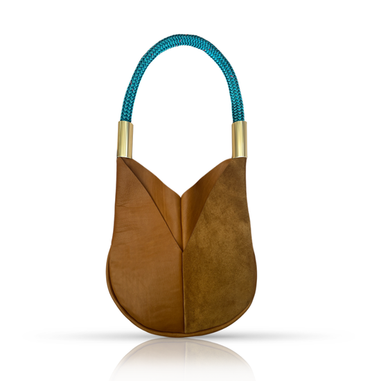 Load image into Gallery viewer, Wildwood Oyster Co. Beach Nut Leather Small Tote
