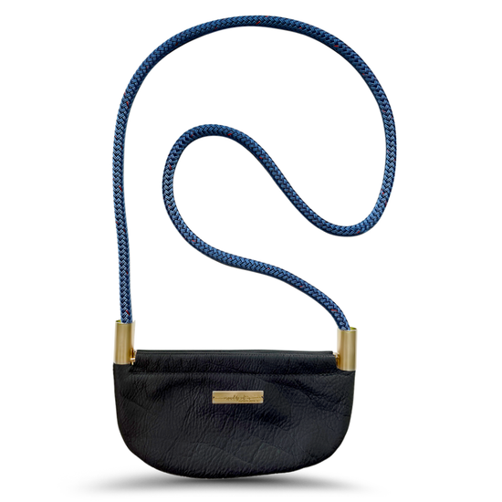 Load image into Gallery viewer, black leather oyster shell bag with harborside blue dock line
